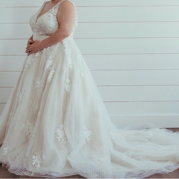 Maggie Sottero Ivory Lace Ball Gown Wedding Dress - www.antelopusenergy.com Maggie Sottero Ivory Lace Ball Gown Wedding Dress - www.antelopusenergy.com